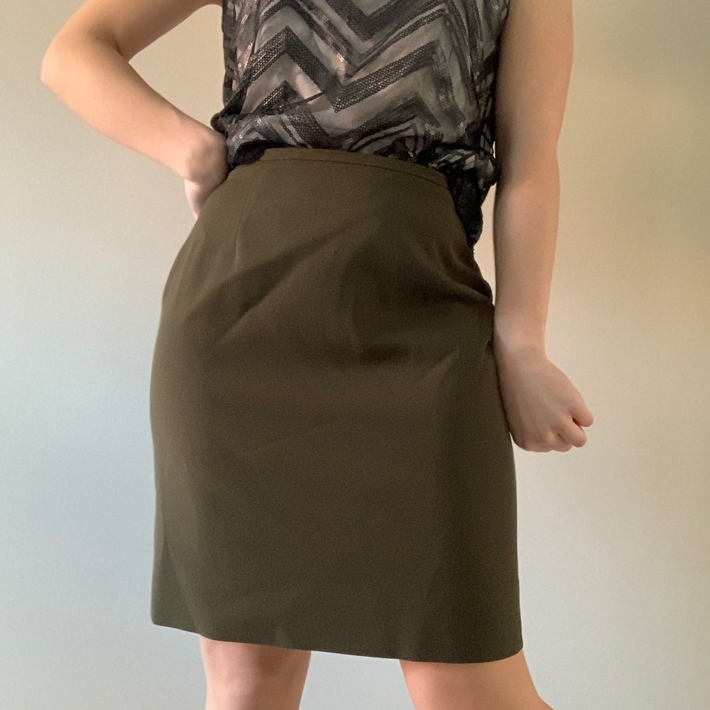 Vintage Jones New York Olive Skirt 🫒
